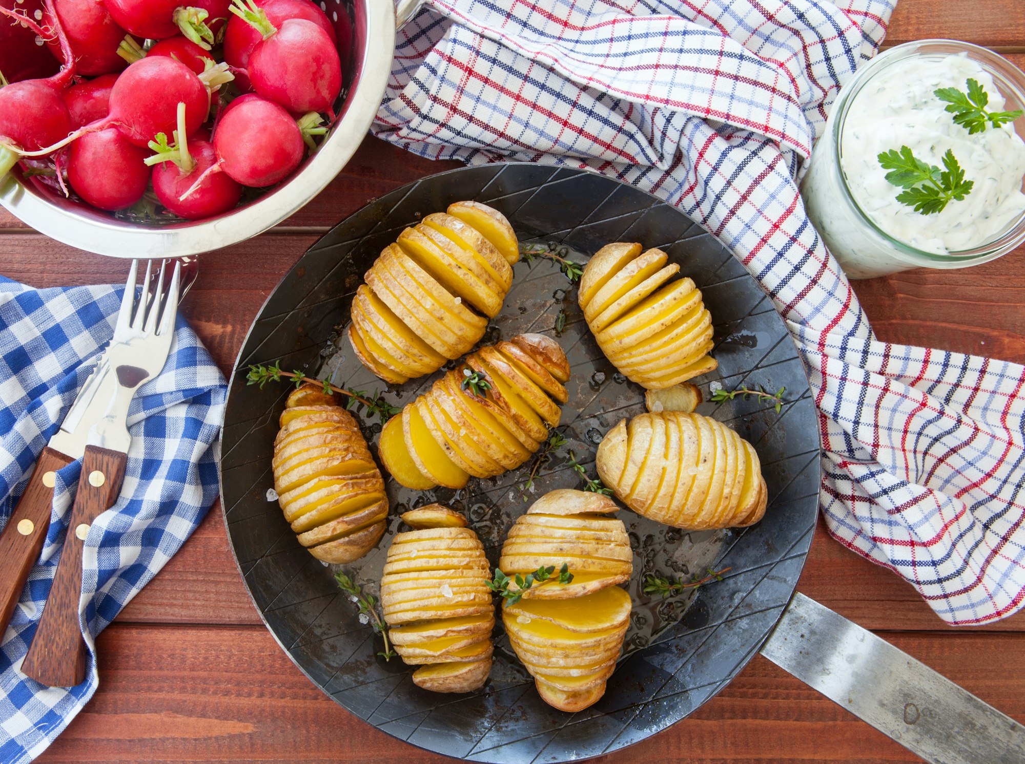 Trin for trin guide til at lave lækre hasselbagt kartofler i Airfryer