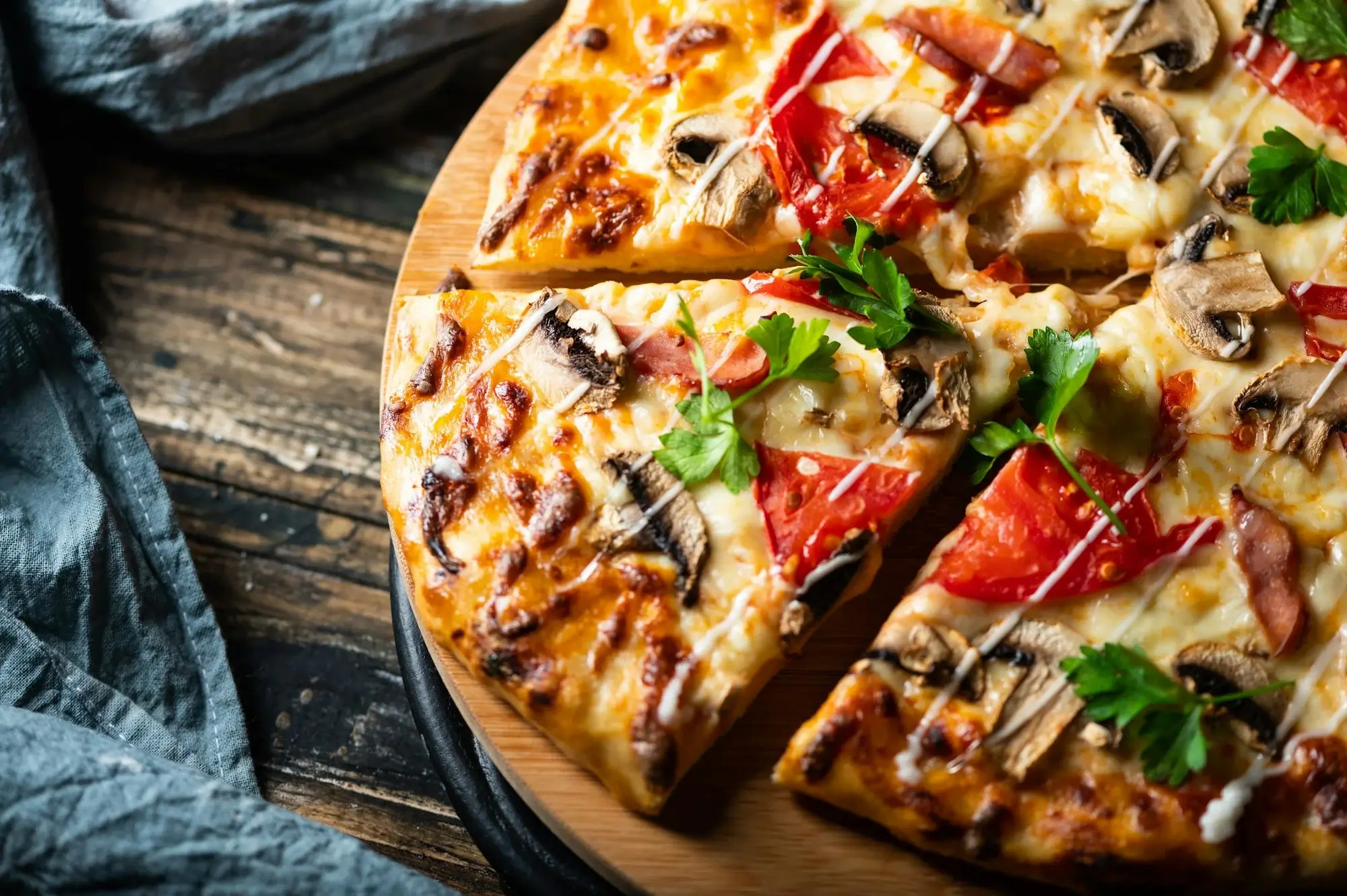 Sprød og lækker pizza lavet i airfryer