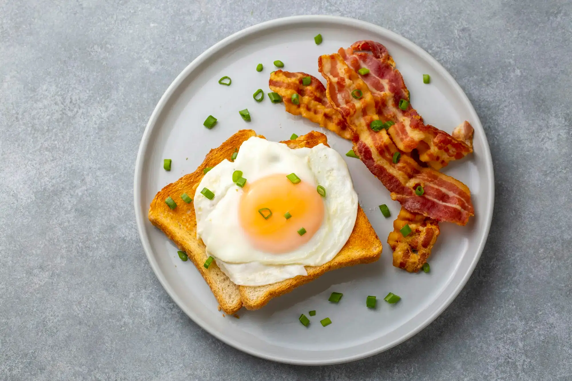 Spejlæg tilberedt i en airfryer